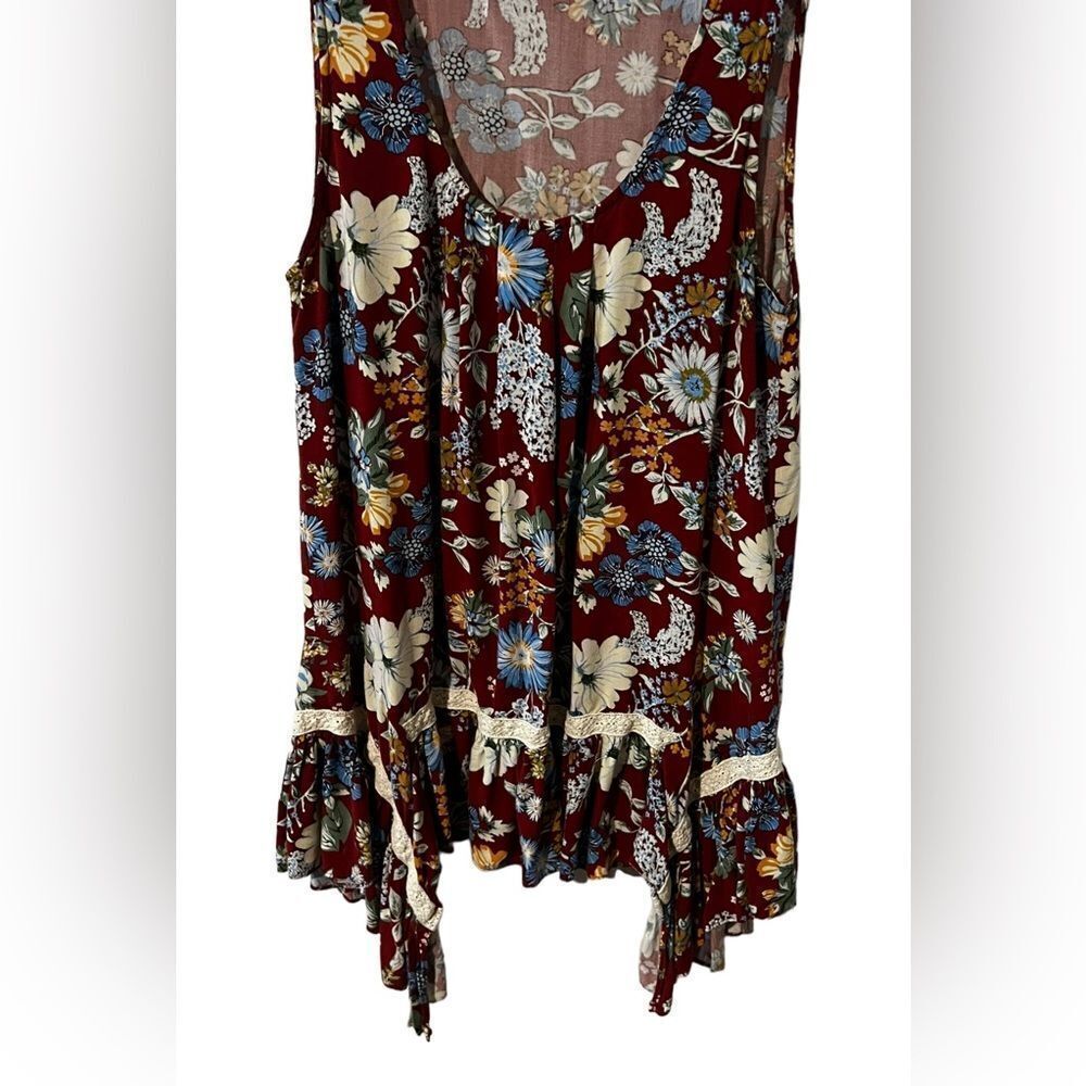 ModCloth Floral swing Tunic‎ - Picture 5 of 5